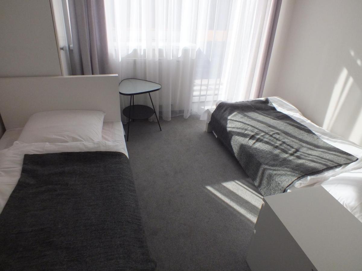Pawilon Sportowo Turystyczny Kalwarianka Hostel Kalwaria Zebrzydowska Bilik gambar