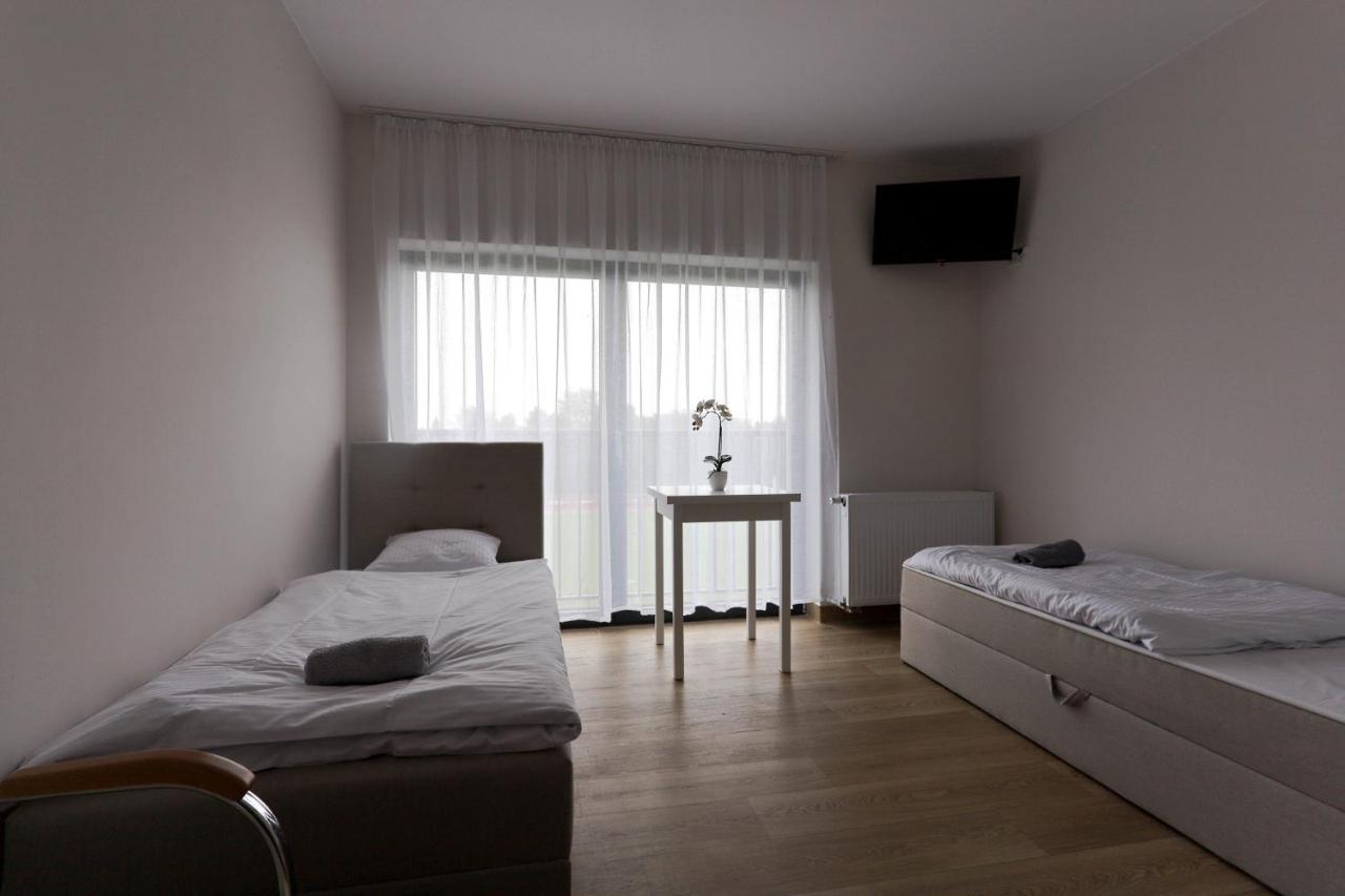 Pawilon Sportowo Turystyczny Kalwarianka Hostel Kalwaria Zebrzydowska Luaran gambar