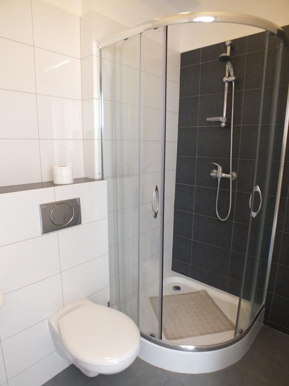 Pawilon Sportowo Turystyczny Kalwarianka Hostel Kalwaria Zebrzydowska Bilik gambar